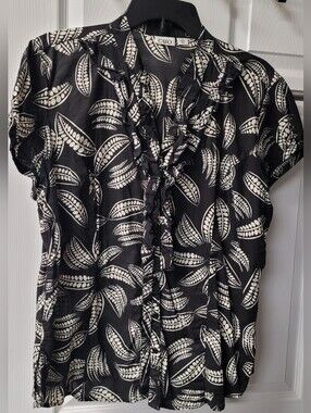 Cato Black and White Ruffle Front Short Sleeve Blouse